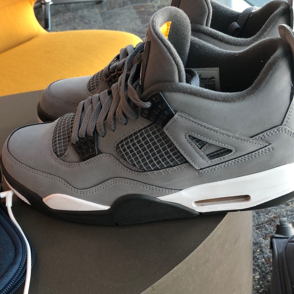 Retro Jordan 4s Cool Grey